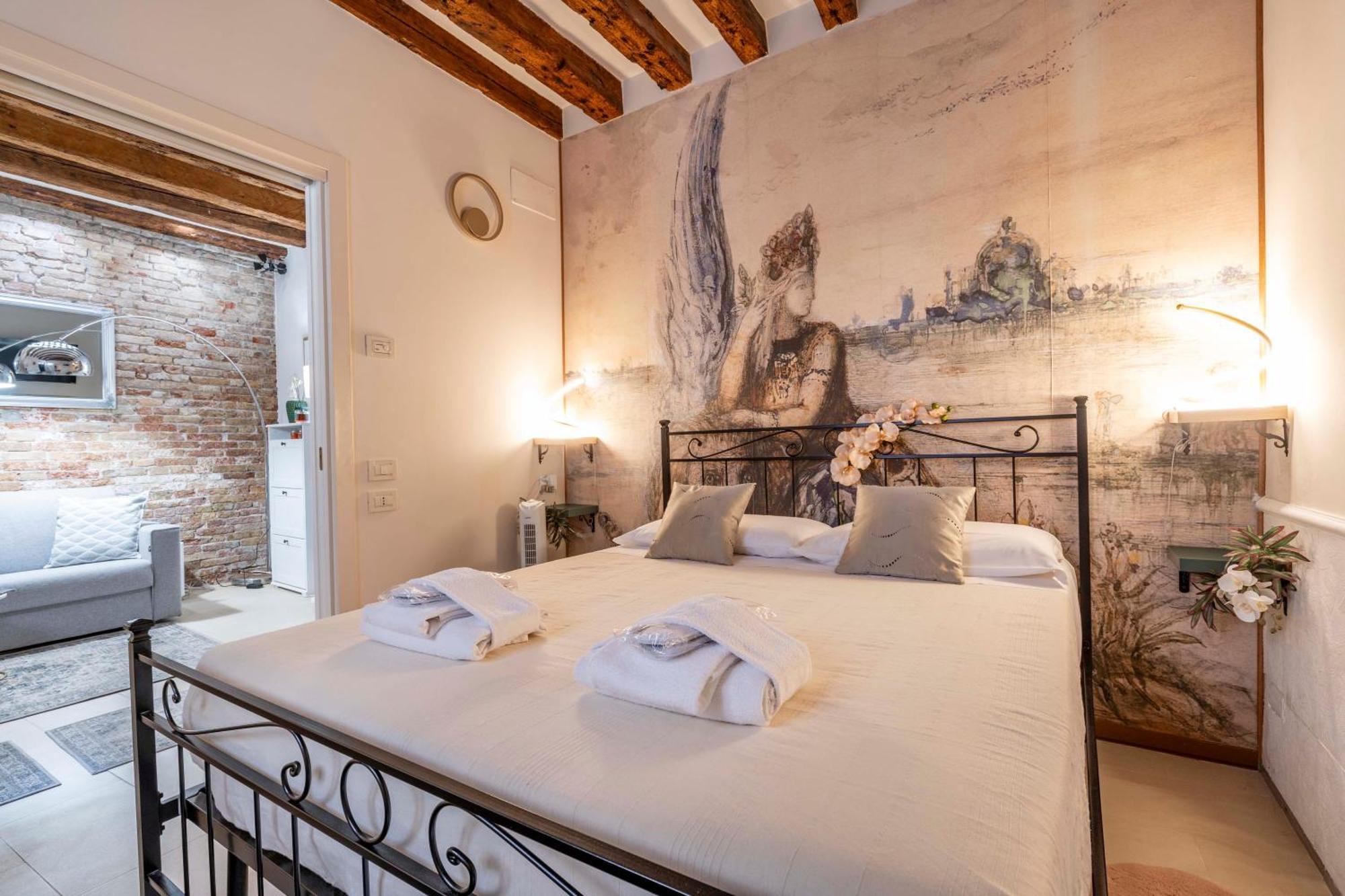 Ca' Pestrin Suite House - San Marco Square Venedig Exterior foto